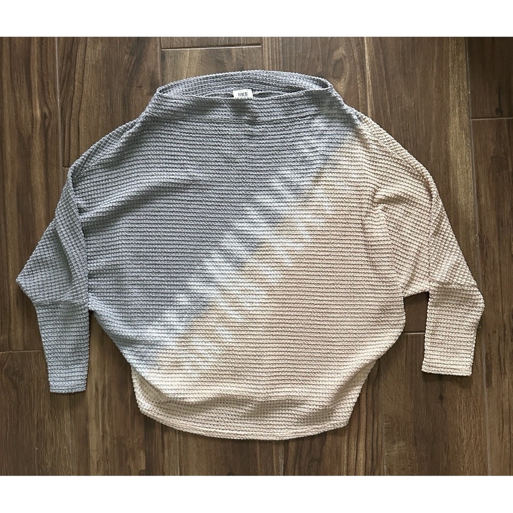 BKE‎ Womens Waffle Knit Batwing Sweater Grey Cream Colorblock Boat Neck Large